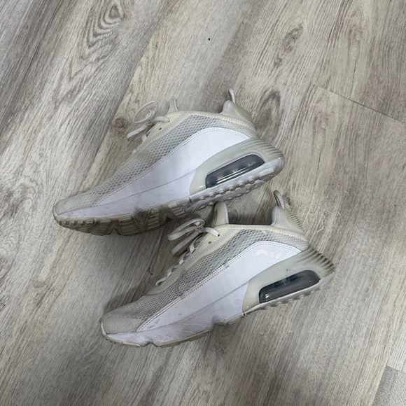 Nike sneakers - Picture 3 of 4